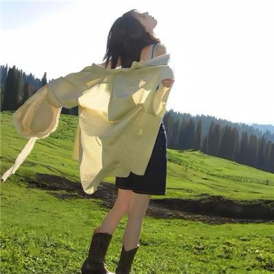 提剑映桃花